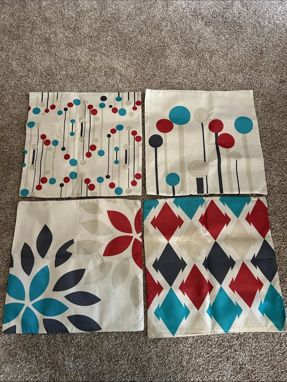 Pillow covers (4) with zipper “nwot” 17x17